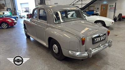 Lot 394 - 1960 ROVER 100