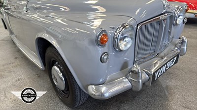 Lot 394 - 1960 ROVER 100