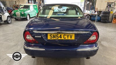 Lot 206 - 2004 JAGUAR XJ8 V8 SOVEREIGN LWB AUTO