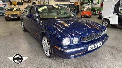 Lot 206 - 2004 JAGUAR XJ8 V8 SOVEREIGN LWB AUTO