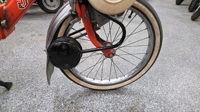 Lot 414 - 1975 VELOSLEX