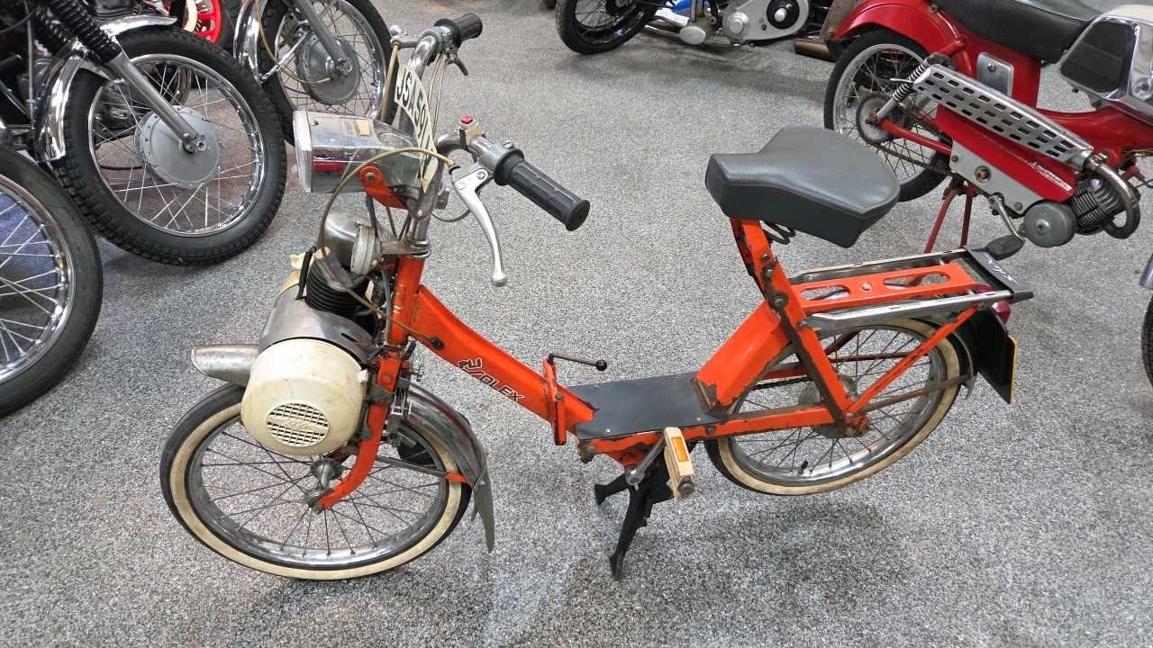 Lot 414 - 1975 VELOSLEX