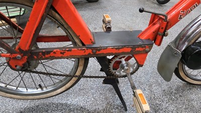 Lot 414 - 1975 VELOSLEX
