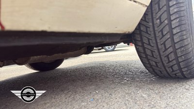 Lot 470 - 1986 FORD CAPRI INJECTION