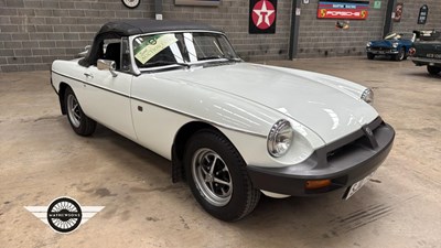 Lot 494 - 1977 MG B
