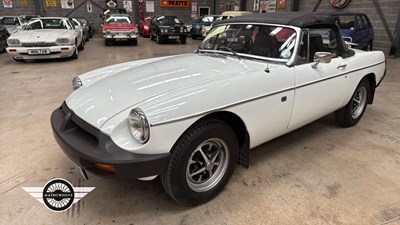 Lot 494 - 1977 MG B