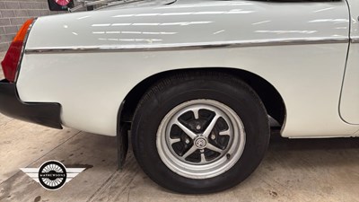 Lot 494 - 1977 MG B
