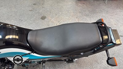 Lot 496 - 1988 KAWASAKI ZX750-A3
