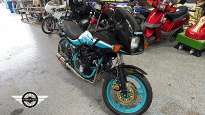 Lot 496 - 1988 KAWASAKI ZX750-A3
