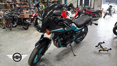 Lot 496 - 1988 KAWASAKI ZX750-A3