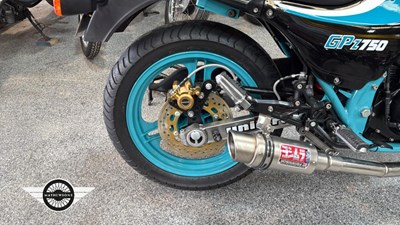 Lot 496 - 1988 KAWASAKI ZX750-A3