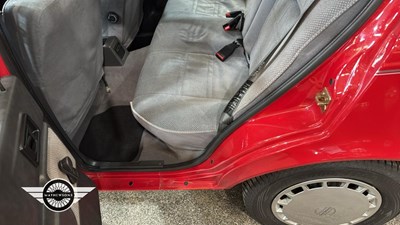 Lot 536 - 1990 VOLVO 340 GL S/R AUTO
