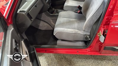 Lot 536 - 1990 VOLVO 340 GL S/R AUTO