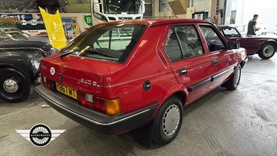Lot 536 - 1990 VOLVO 340 GL S/R AUTO