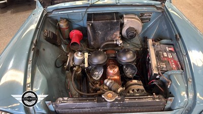 Lot 556 - 1955 STANDARD 8