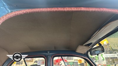 Lot 556 - 1955 STANDARD 8