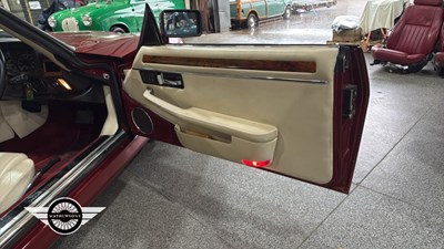 Lot 560 - 1993 JAGUAR XJRS 6.0 AUTO