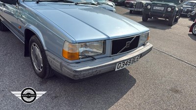 Lot 562 - 1990 VOLVO 740 GLE AUTO