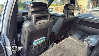 Lot 562 - 1990 VOLVO 740 GLE AUTO