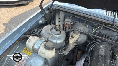 Lot 562 - 1990 VOLVO 740 GLE AUTO