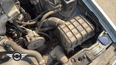 Lot 562 - 1990 VOLVO 740 GLE AUTO