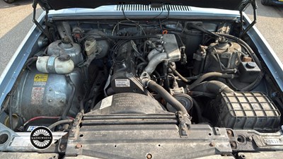 Lot 562 - 1990 VOLVO 740 GLE AUTO