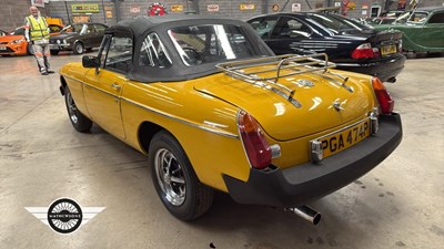 Lot 564 - 1976 MG B
