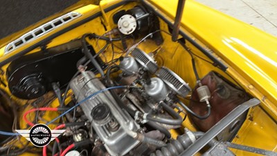 Lot 564 - 1976 MG B