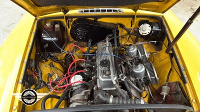 Lot 564 - 1976 MG B