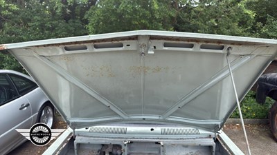 Lot 574 - 1981 BEDFORD 6 CWT HAE