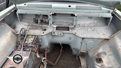Lot 574 - 1981 BEDFORD 6 CWT HAE
