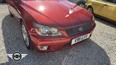 Lot 576 - 2000 LEXUS IS200 SE AUTO