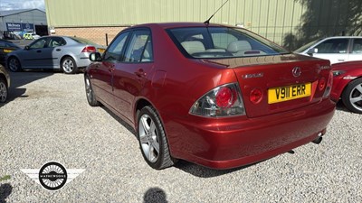 Lot 576 - 2000 LEXUS IS200 SE AUTO
