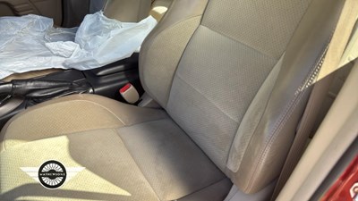 Lot 576 - 2000 LEXUS IS200 SE AUTO
