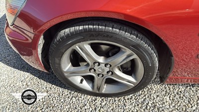 Lot 576 - 2000 LEXUS IS200 SE AUTO