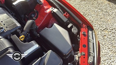 Lot 576 - 2000 LEXUS IS200 SE AUTO