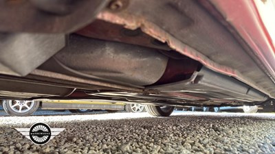 Lot 576 - 2000 LEXUS IS200 SE AUTO