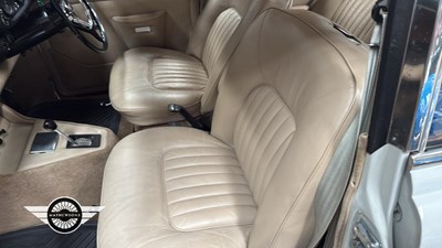 Lot 584 - 1970 ROVER 3500