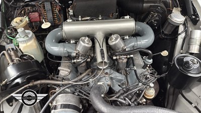 Lot 584 - 1970 ROVER 3500