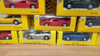 Lot 529 - BOX OF SUPER CAR COLLECTION MODELS