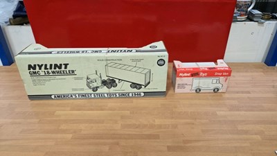 Lot 567 - MAC TOOLS MODEL VAN & TRUCK/ BOXED & UNUSED