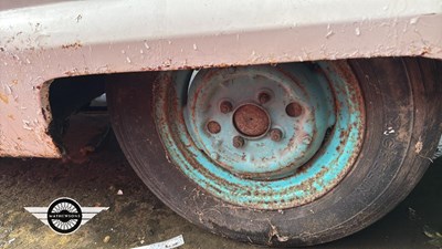 Lot 602 - 1958 AUSTIN METROPOLITAN 1500 MODEL 562