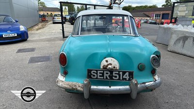 Lot 602 - 1958 AUSTIN METROPOLITAN 1500 MODEL 562
