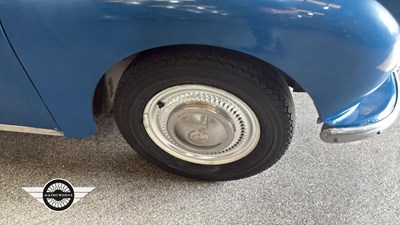 Lot 688 - 1971 MORRIS MINOR 1000