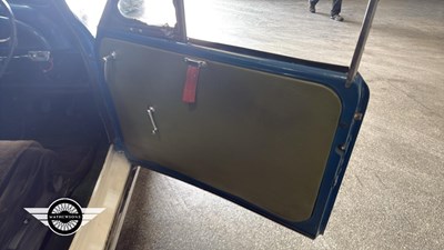 Lot 688 - 1971 MORRIS MINOR 1000