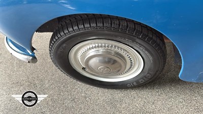 Lot 688 - 1971 MORRIS MINOR 1000