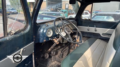 Lot 614 - 1952 FORD