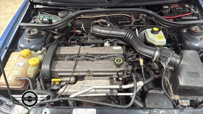 Lot 624 - 1998 FORD ESCORT GTI