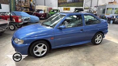 Lot 624 - 1998 FORD ESCORT GTI