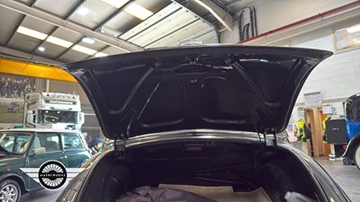 Lot 714 - 1961 JAGUAR MK II